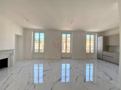 Appartement - 90 m² - 3 pièces