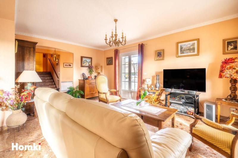 Villa - 166 m² - 6 pièces