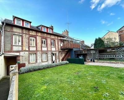 Maison - 150 m² - 6 pièces