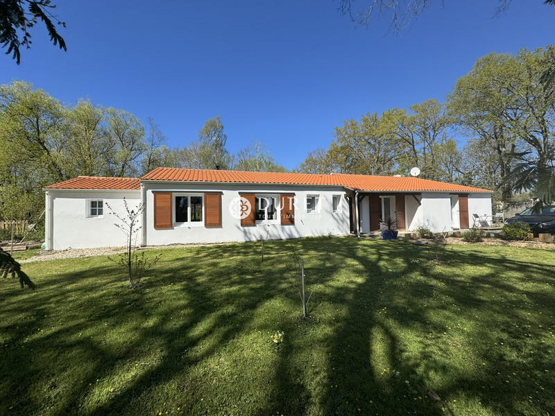 Maison - 179 m² - 5 pièces