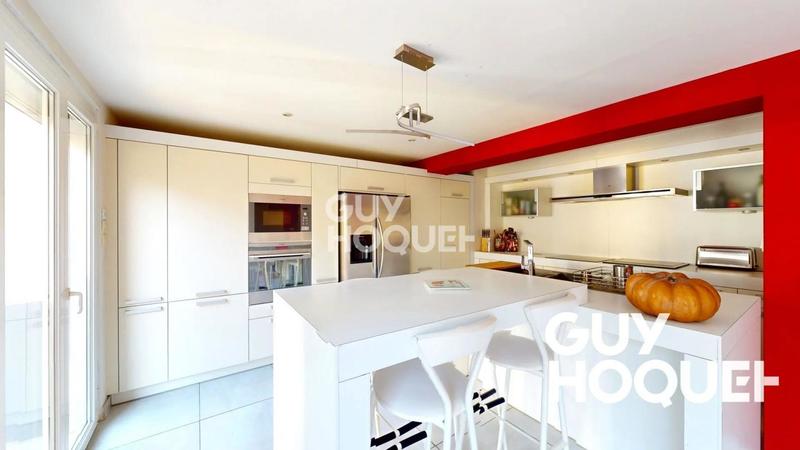 Maison d'architecte - 258 m² - 7 pièces