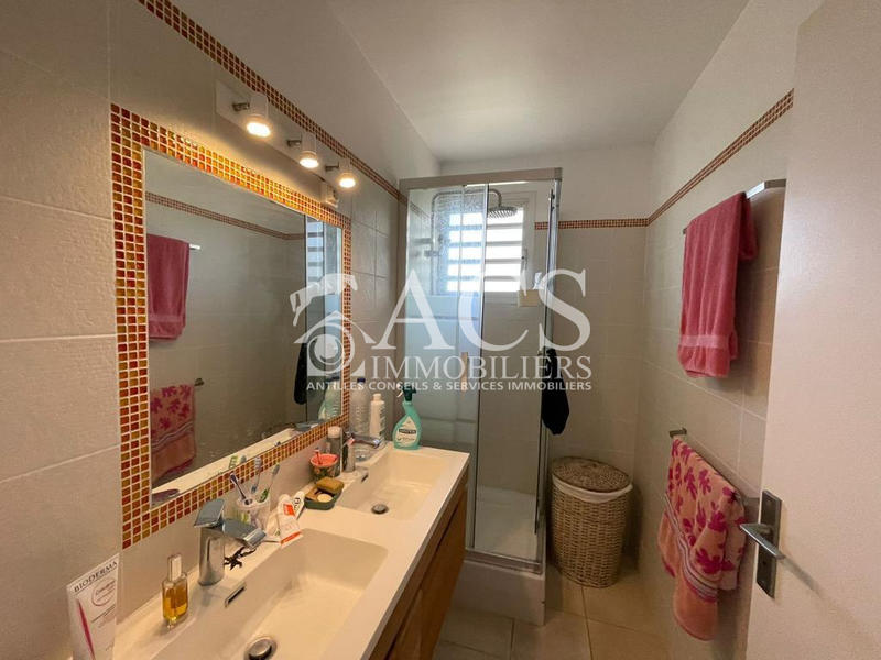 Maison - 96 m² - 4 pièces