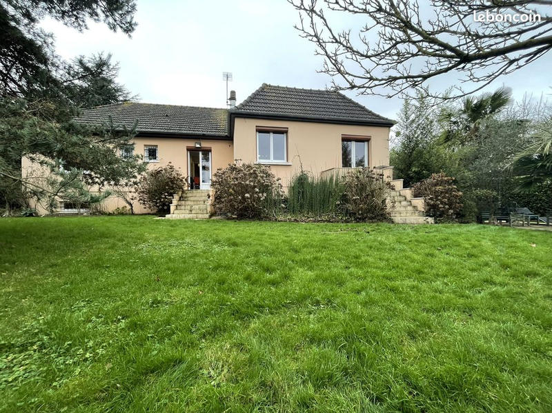 Maison - 168 m² - 7 pièces