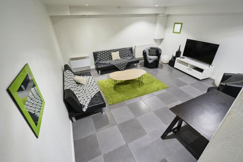 Maison - 107 m² - 7 pièces