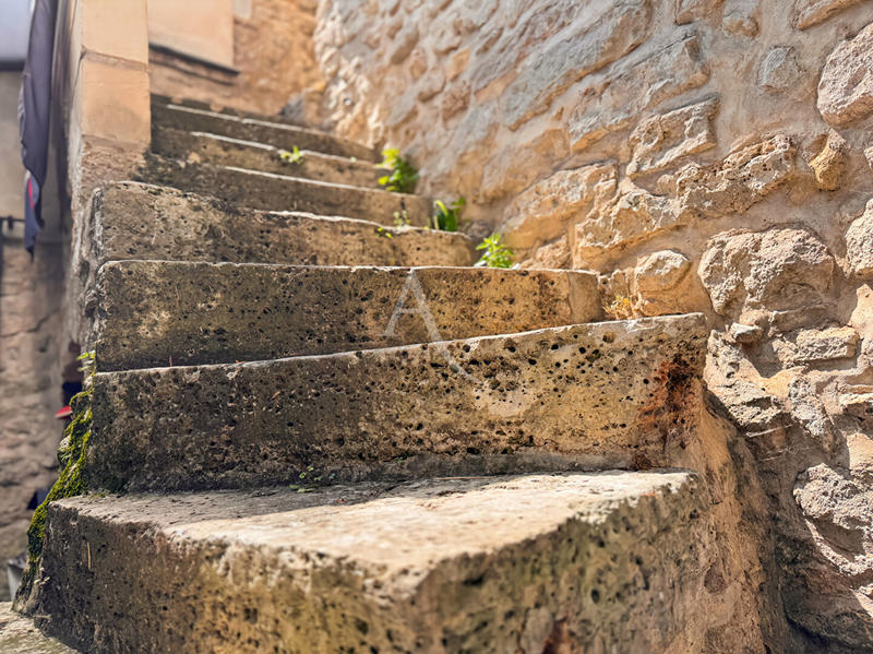 Maison - 141 m² - 8 pièces