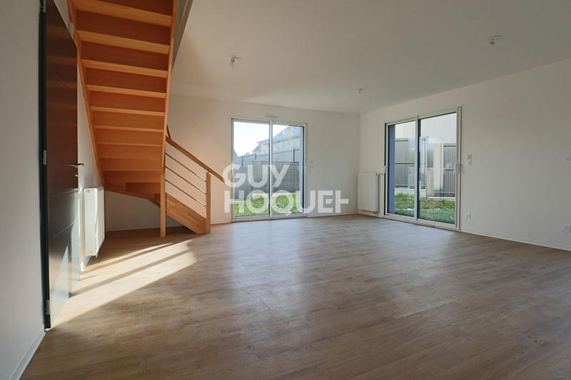 Maison - 102 m² - 5 pièces