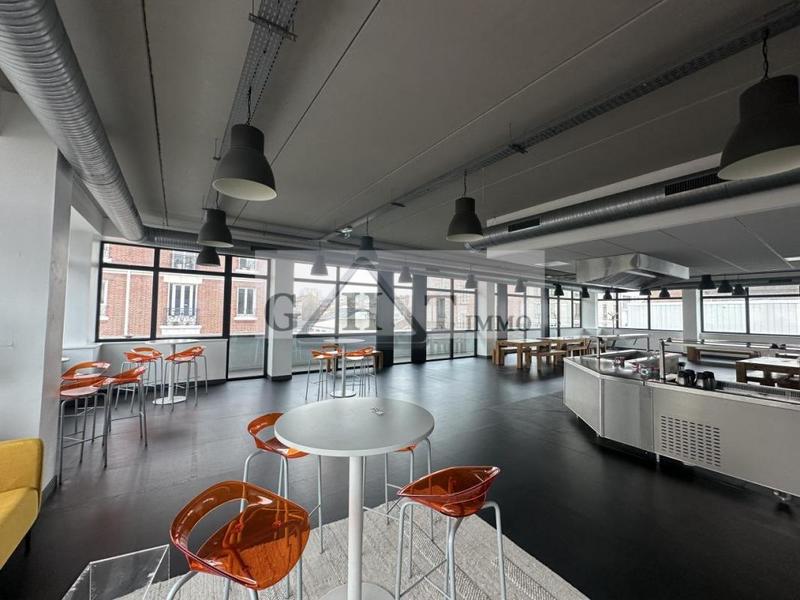 Entrepôt - 3 292 m²