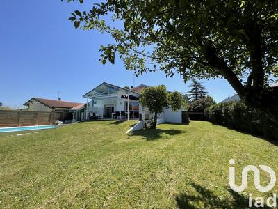 Maison - 170 m² - 5 pièces