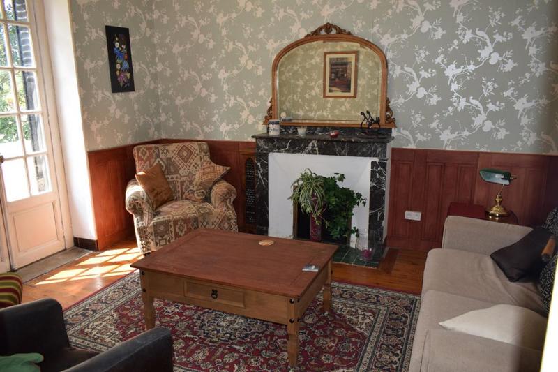 Villa - 141 m² - 9 pièces