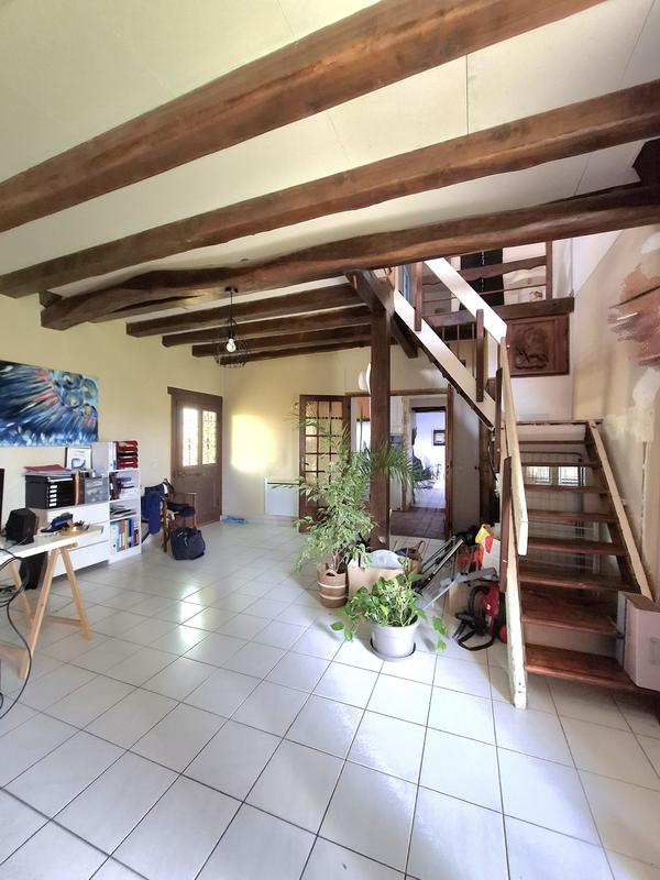 Maison - 96 m² - 3 pièces