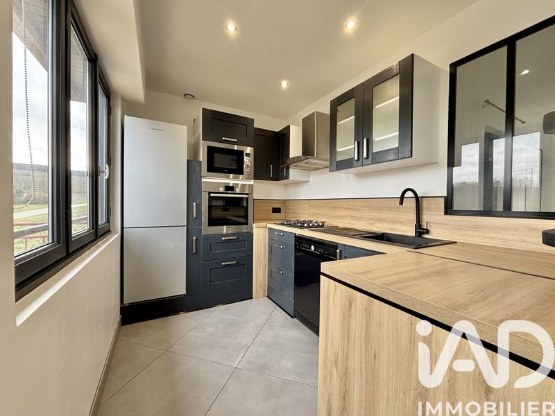 Maison de village - 80 m² - 4 pièces