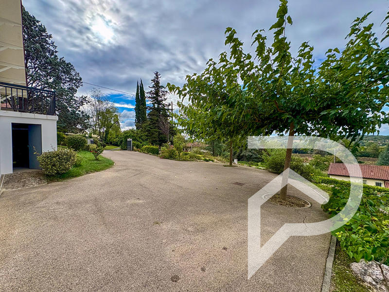 Maison - 136 m² - 7 pièces