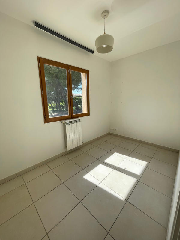 Maison - 200 m² - 9 pièces