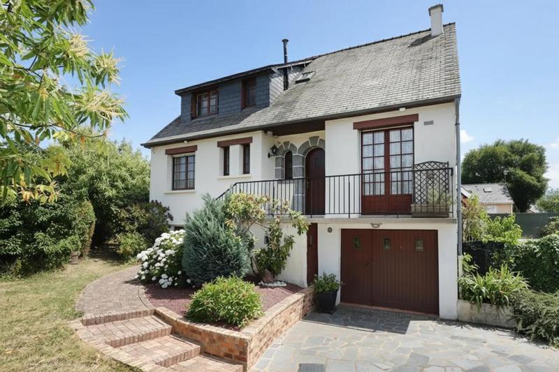 Maison - 137 m² - 5 pièces