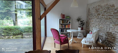 Maison - 210 m² - 7 pièces