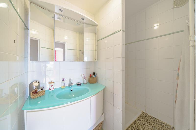 Appartement - 93 m² - 5 pièces