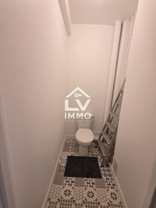 Appartement - 77 m² - 2 pièces