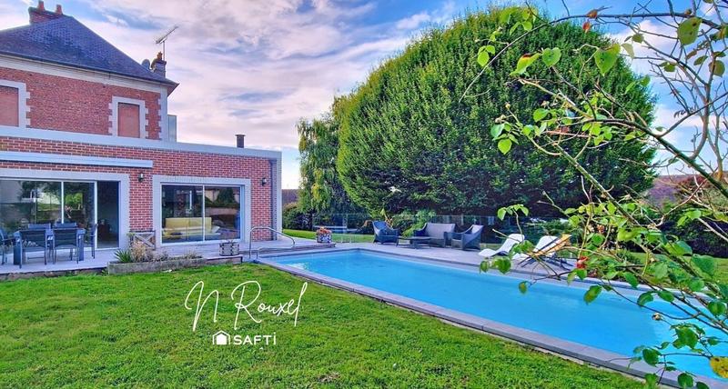 Maison de maîtres - 293 m² - 11 pièces