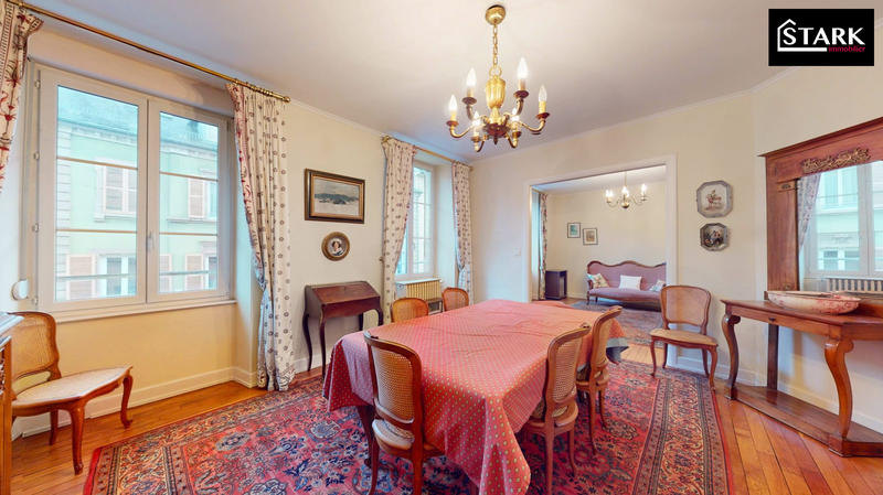 Appartement - 122 m² - 5 pièces