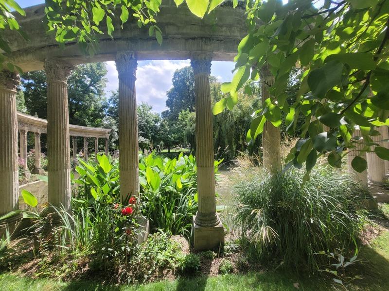 Appartement bourgeois - 78 m² - 2 pièces