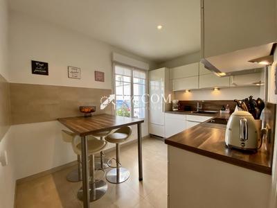 Maison - 114 m² - 5 pièces