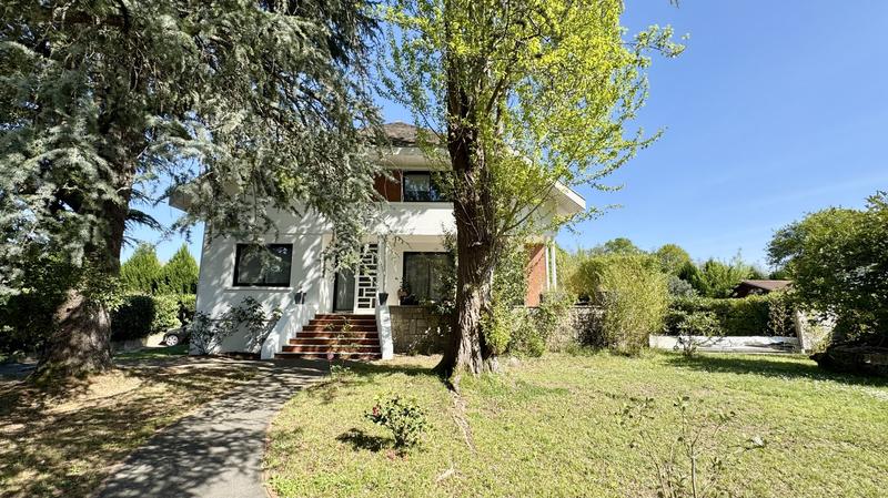 Maison - 193 m² - 6 pièces