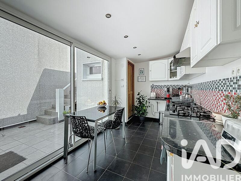 Maison de ville - 94 m² - 5 pièces