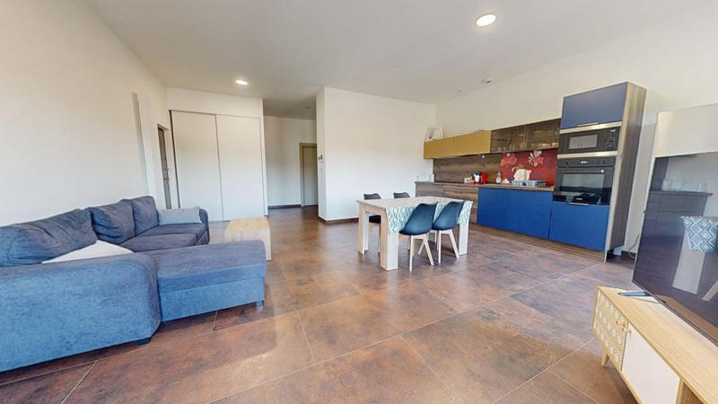 Appartement - 75 m² - 3 pièces