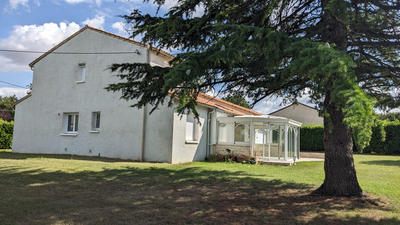 Maison - 152 m² - 6 pièces