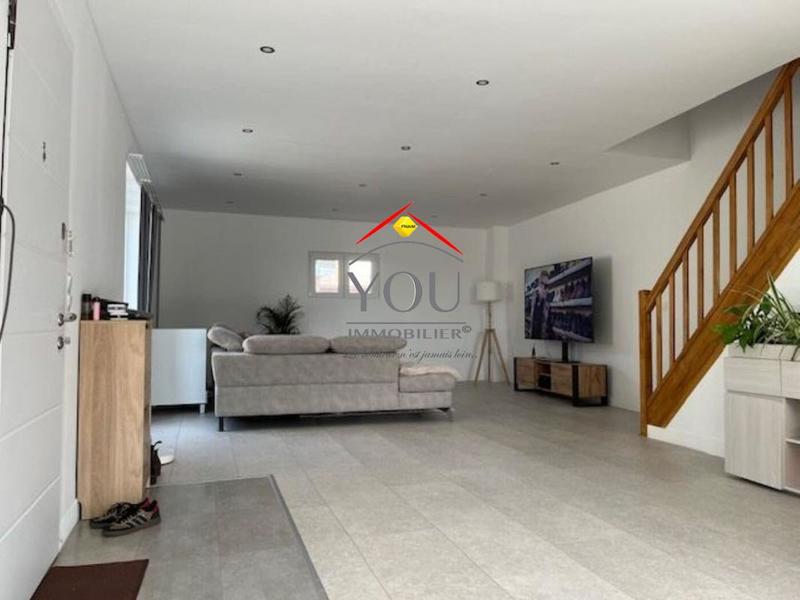 Maison - 95 m² - 5 pièces