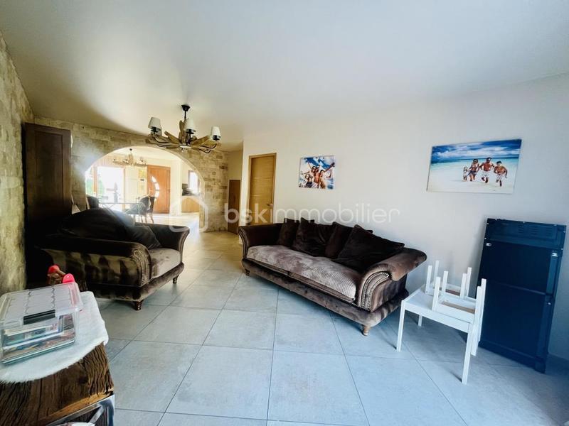 Maison - 181 m² - 6 pièces