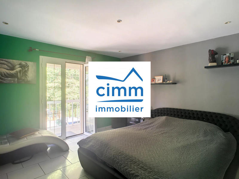 Maison - 194 m² - 6 pièces