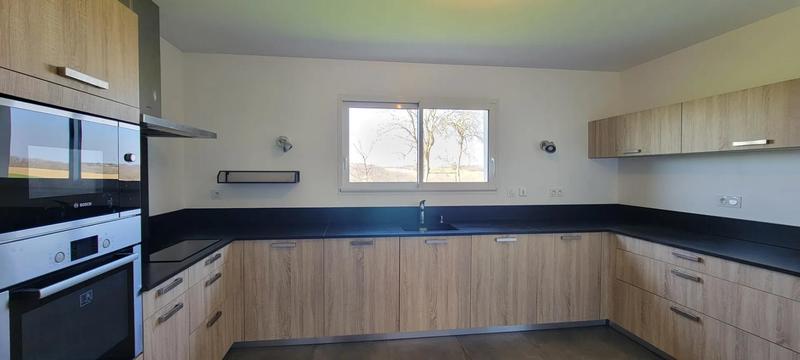 Maison - 107 m² - 5 pièces