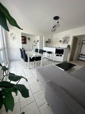 Appartement - 76 m² - 4 pièces
