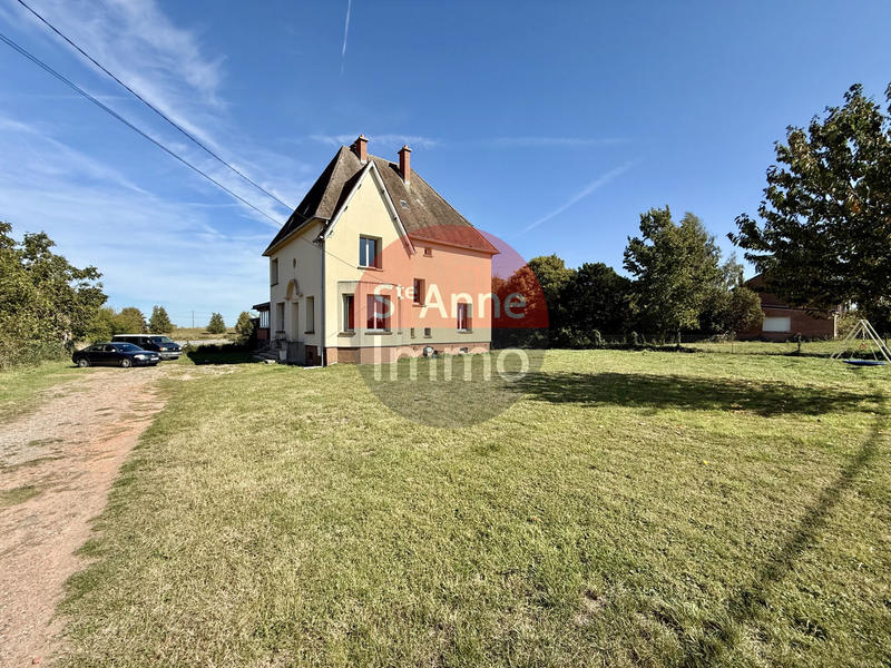 Maison - 205 m² - 8 pièces