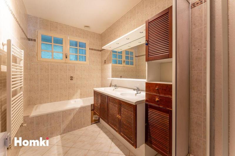 Maison - 160 m² - 6 pièces