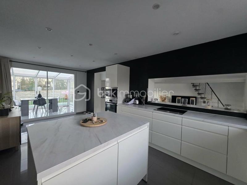 Pavillon - 110 m² - 6 pièces