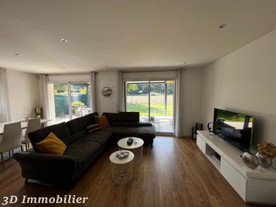 Maison - 110 m² - 6 pièces