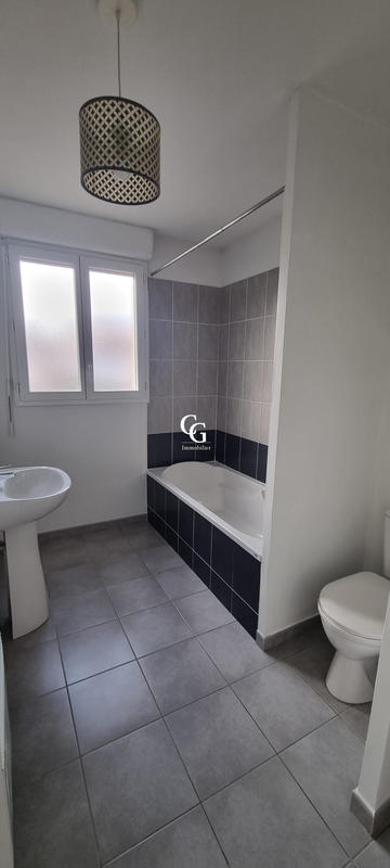 Maison traditionnelle - 79 m² - 5 pièces