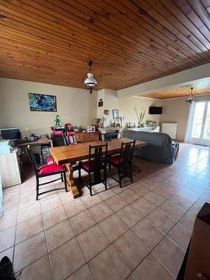 Maison - 79 m² - 4 pièces