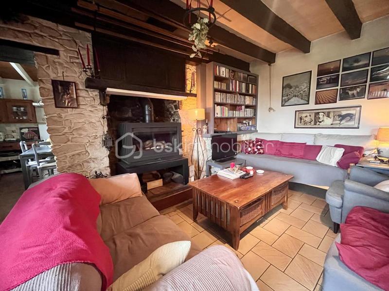 Maison en pierre - 150 m² - 6 pièces