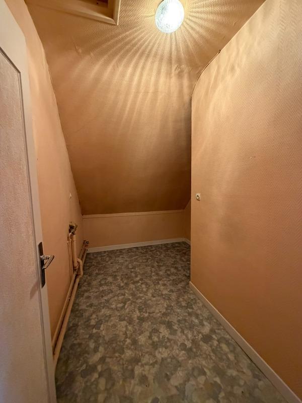 Maison de ville - 255 m² - 9 pièces