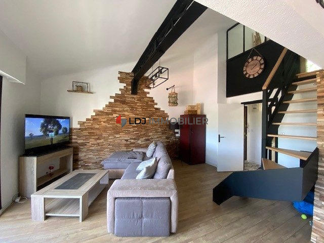 Appartement - 105 m² - 4 pièces