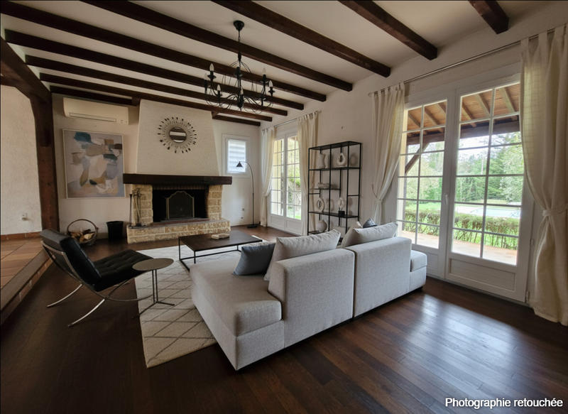 Maison - 154 m² - 8 pièces