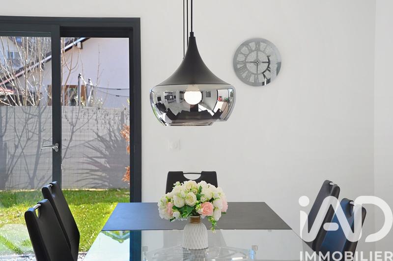 Maison - 172 m² - 6 pièces