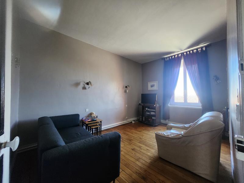 Maison - 100 m² - 6 pièces