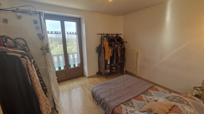 Maison - 140 m² - 8 pièces