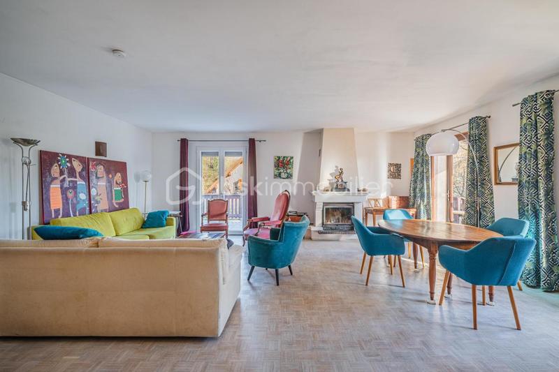 Maison - 155 m² - 7 pièces