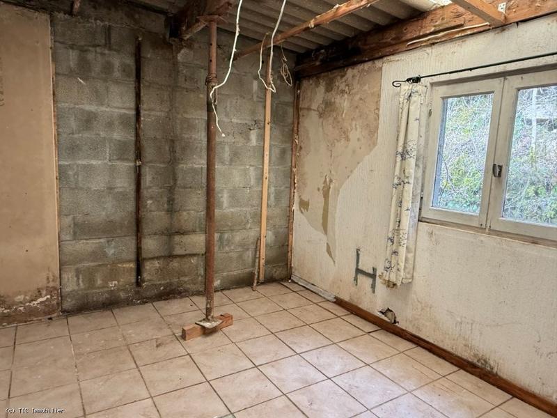 Maison - 93 m² - 5 pièces