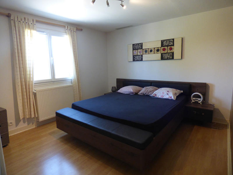 Maison - 166 m² - 8 pièces